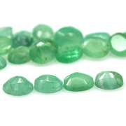 Bright emerald green 6.56ct 20pc emerald set