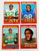 4 Topps 1971 Football Greats