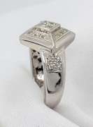 Stately Diamond Ring in 18K WG