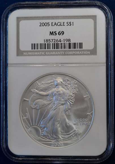2005 American Silver Eagle NGC MS69