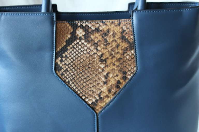 100% Fine leather Designer Style Bag