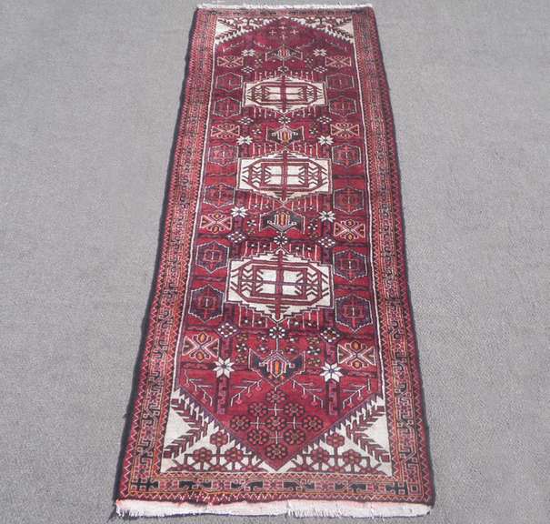 Semi Antique Persian Tafresh 9.4x3.7