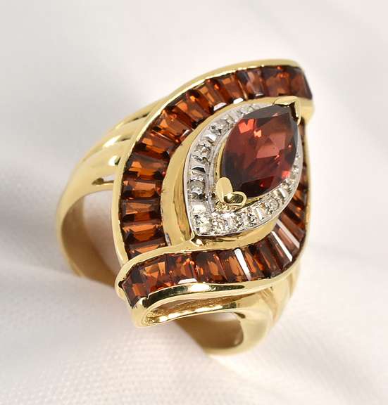 Stunning Marquise & Baguette Garnet Ring