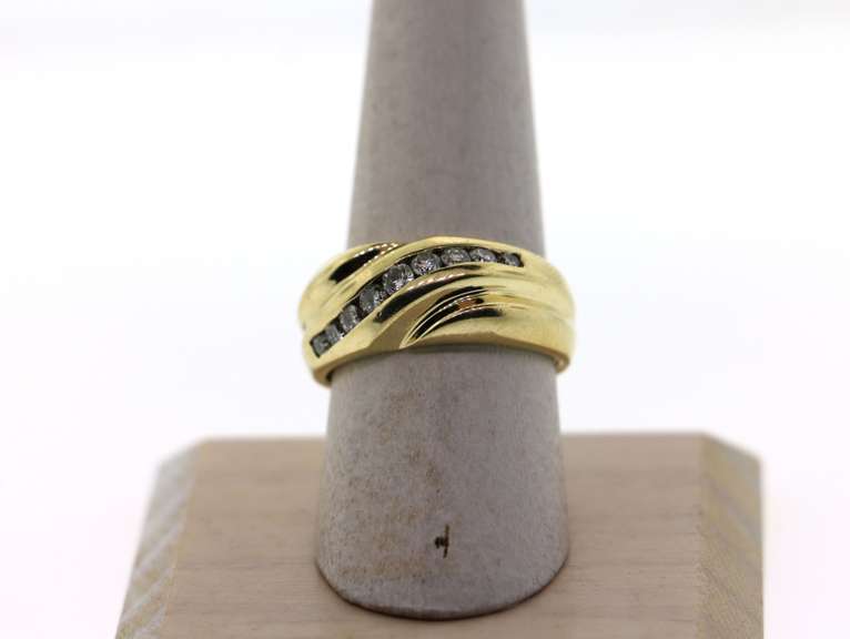 Spiral Channel Set 14k Gold Diamond Ring