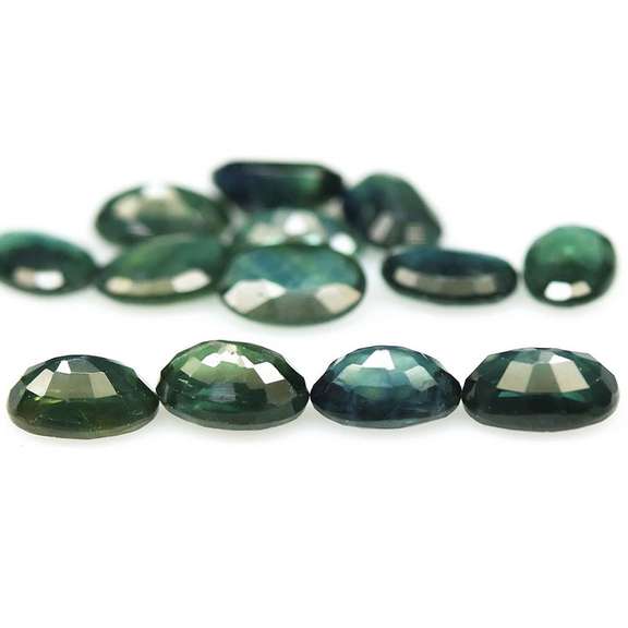 Heated only! 7.36ct oval cut Sapphire set