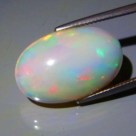 Huge 10.07ct full body flashing Welo Opal