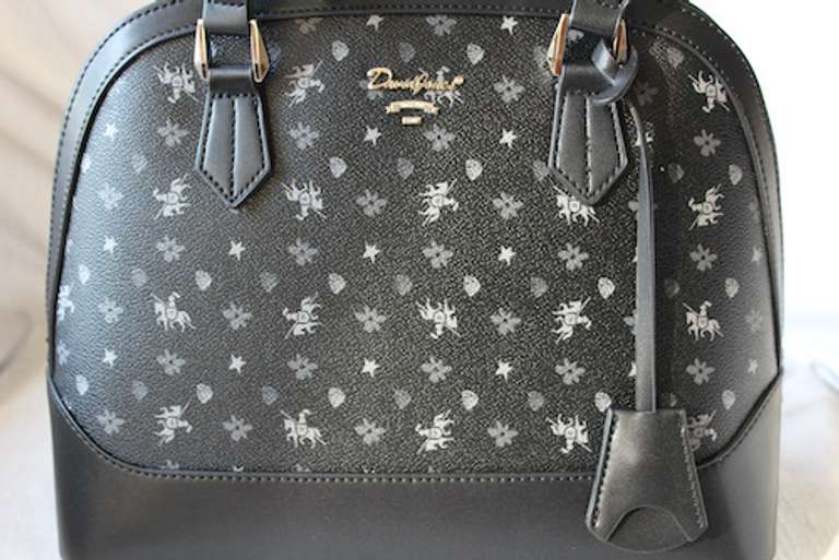 New Arrival Black Color Hand Bag By David Jones