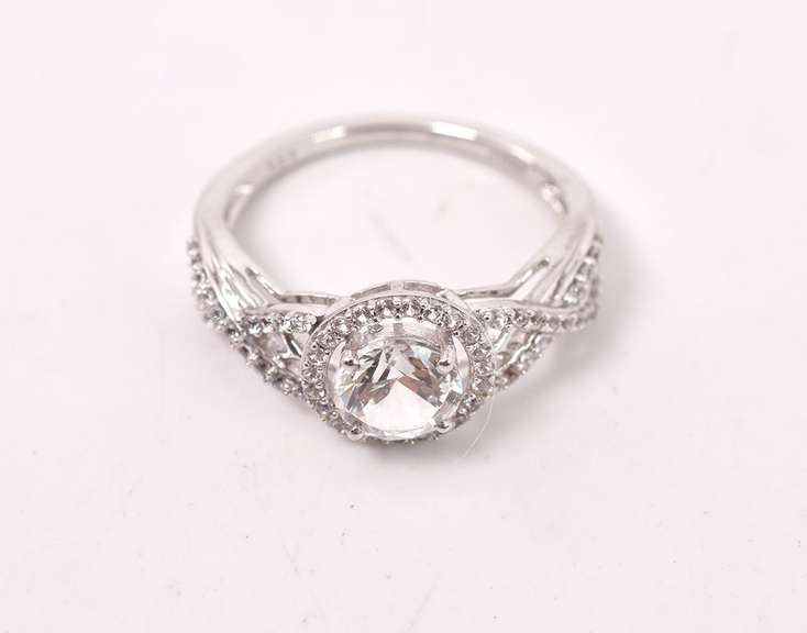 Sparkling CZ Ring in Sterling Silver