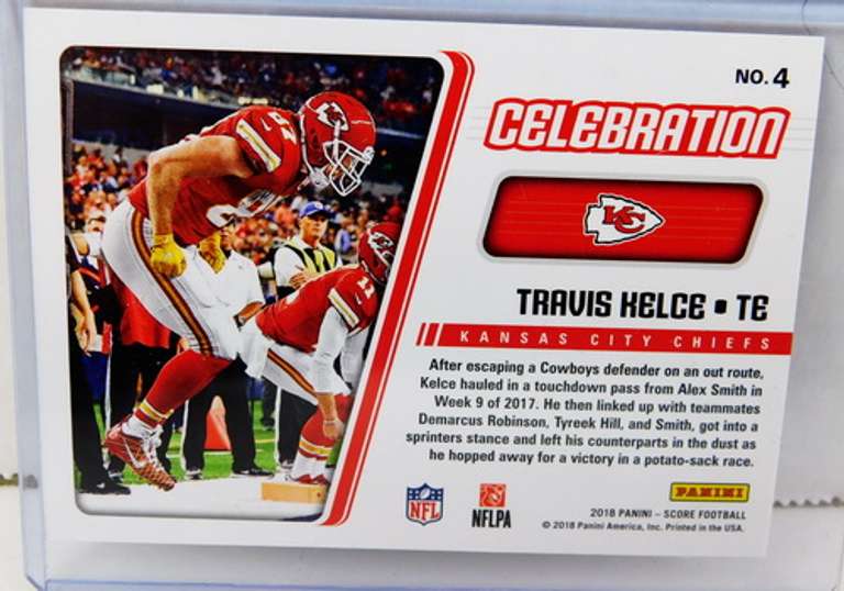 Travis Kelce 2018 Panini Football Card