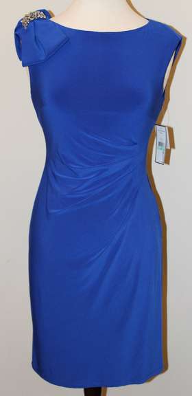 Stunning Designer Night Gown By Jessica Howard