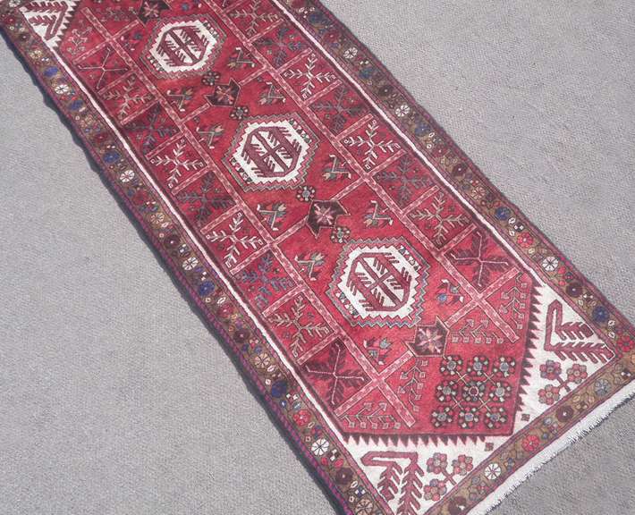 Semi Antique Persian Tafresh 9.3x3.8