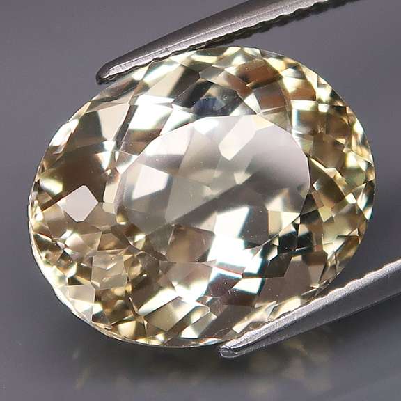 Brilliant! 10.59ct champagne Imperial Topaz