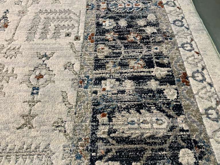 EXQUISITE CLASSIC RUG 8X11