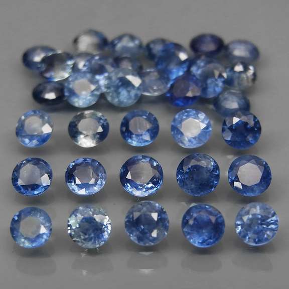 Natural 6.25ct blue Sapphire set with multiple hues