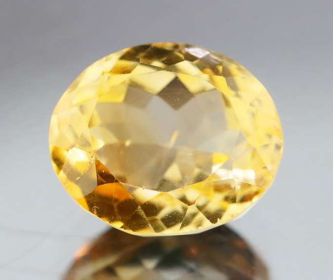 Striking 7.68ct golden yellow Citrine