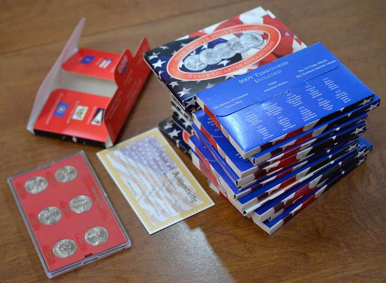 1999-2009 United States 50 State Quarters P and D Mints, Uncirculated Sets.