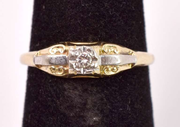 Vintage Diamond Ring in 14K Yellow Gold