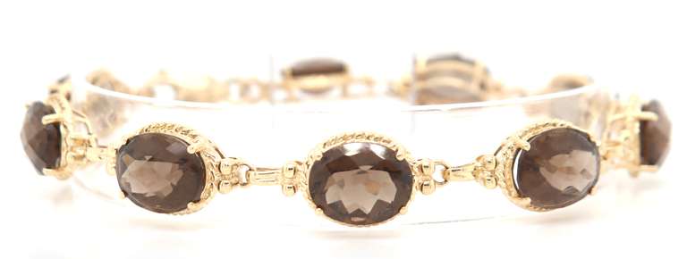 Wonderful Smokey Quartz Yellow Gold Bracelet