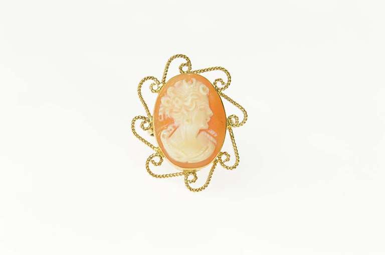 14K Yellow Gold Carved Shell Cameo Swirl Filigree Halo Ring