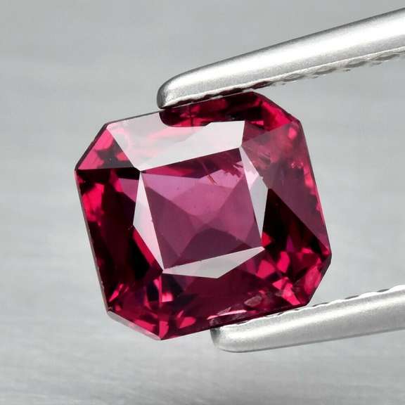 Ravishing 1.52ct VS rich reddish pink Rhodolite Garnet
