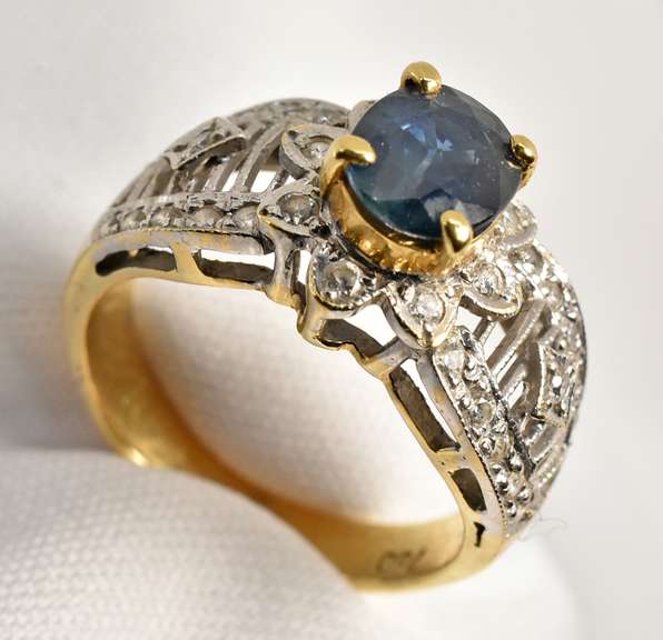Modern 18k Filigree Sapphire Ring