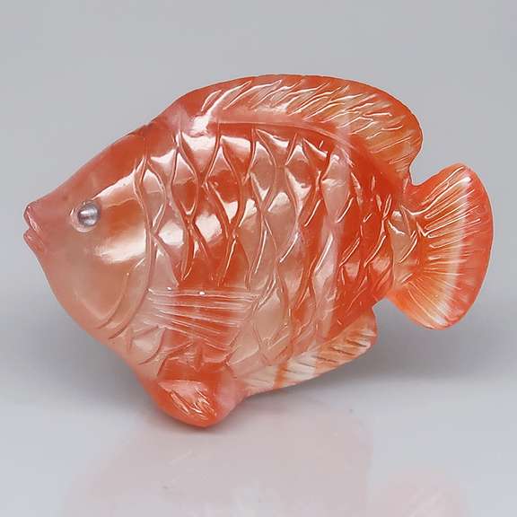 Gorgeous 48.10ct striped Agate and Sapphire carving