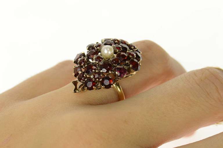 14K Yellow Gold Ornate 1950's Syn. Garnet Cluster Cocktail Ring