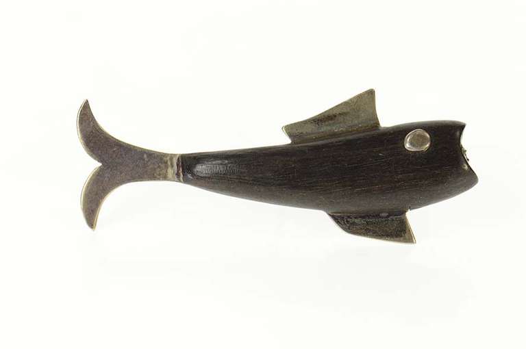 Sterling Silver Carved Wood Antique Fish Bass Fishing Pin/Brooch