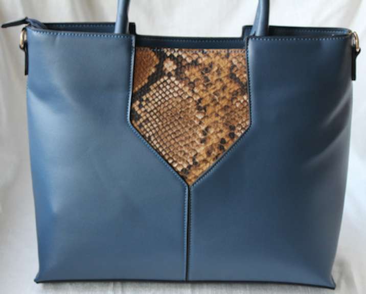 100% Fine leather Designer Style Bag