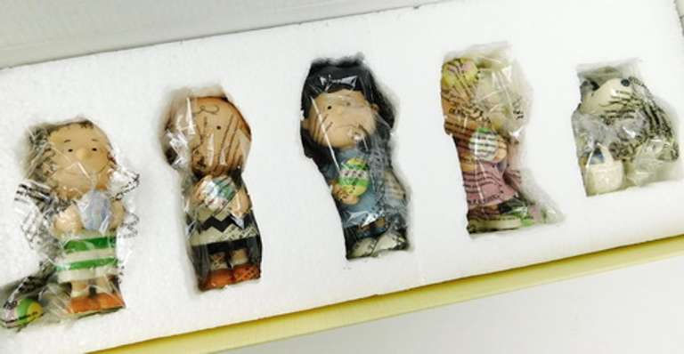Lenox It's the Easter Beagle, Charlie Brown Figurines - MIB