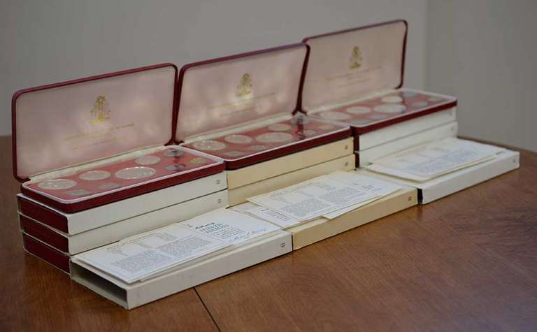 Lot Of 12 Commonwealth Of The Bahamas Proof Sets, 1972, 1973, 1974. 4 Of Each.