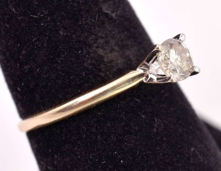 Brilliant 0.48CTS Solitaire Diamond Ring in 14K Yellow Gold