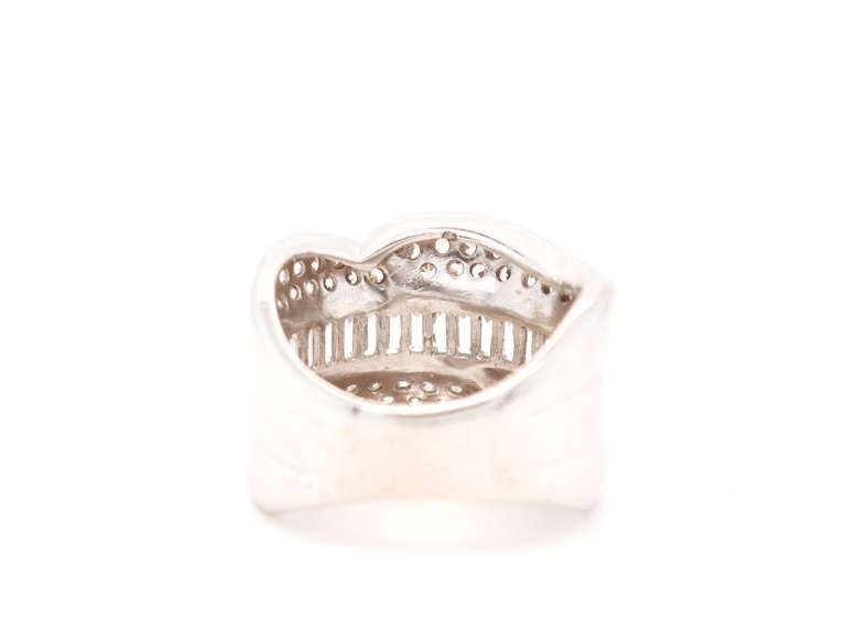 Ladies 14k white gold diamond band/ring