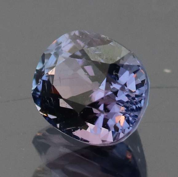 Gorgeous blue violet 1.94ct Tanzanite