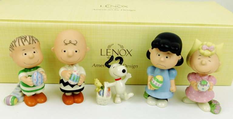 Lenox It's the Easter Beagle, Charlie Brown Figurines - MIB