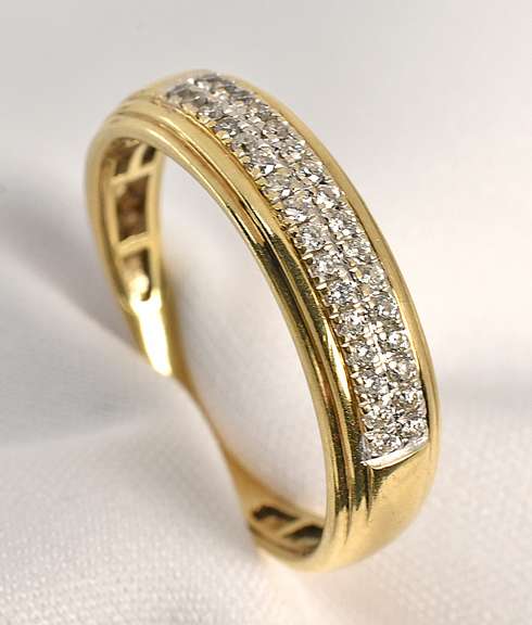 Glittery Diamond Band