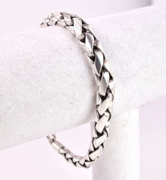 Ravishing French Made Bracelet in Sterling Silver