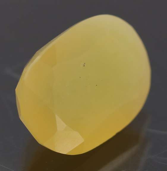 Captivating 4ct oval cut golden Fire Opal