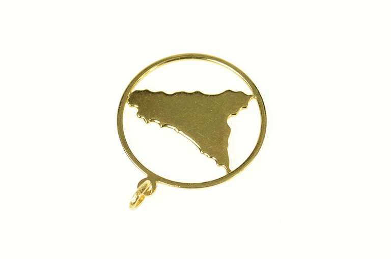 18K Yellow Gold Sicily Mediterranean Island Travel Charm/Pendant