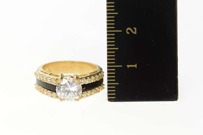 10K Yellow Gold Unique Round Black Onyx Travel Engagement Ring