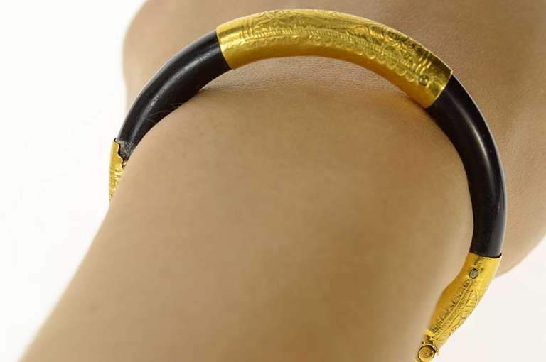18K Yellow Gold Victorian Chinese Black Onyx Etched Bangle Bracelet