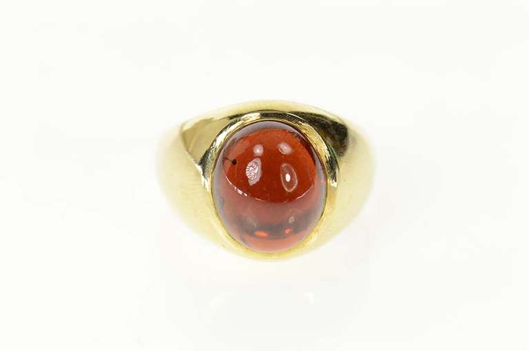 14K Yellow Gold Oval Garnet Cabochon Graduated Retro Ring