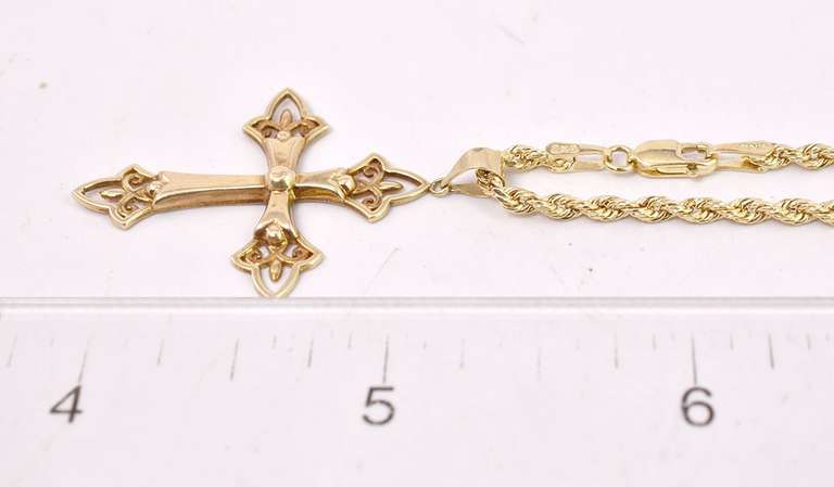 Darling Cross Pendant Necklace in Yellow Gold