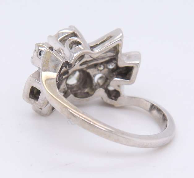 Vintage White Gold Diamond Floremtine Ring