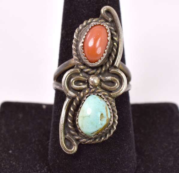Vintage Turquoise and Coral Ring in Sterling Silver
