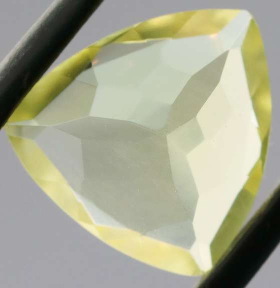 Ravishing 6.84ct trillian cut lemon Citrine