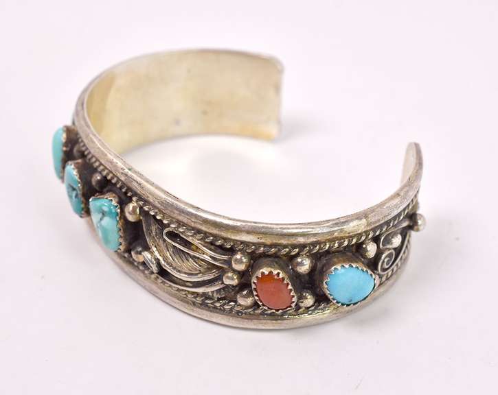 Vintage Native American Inspired Bracelet in Sterling Silver