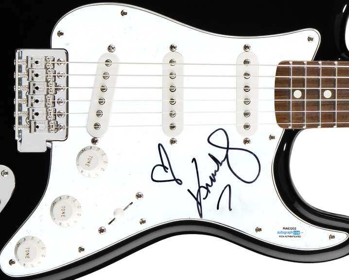The Pussycat Dolls Kimberly Wyatt Autographed Signed Guitar ACOA