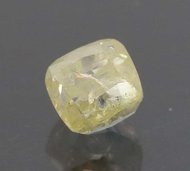 Stunning 0.38ct untreated fancy color Diamond