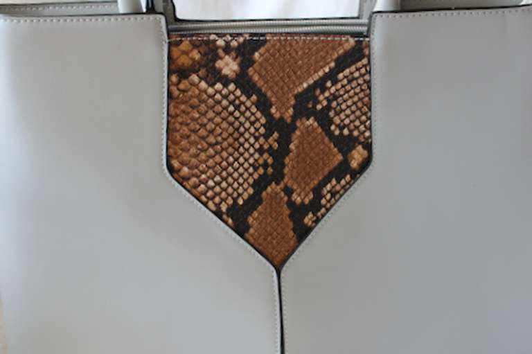 100% Fine leather Designer Style Bag